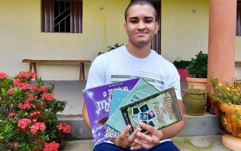 Estudante da zona rural do Ceará é aprovado em universidade dos EUA com tudo pago