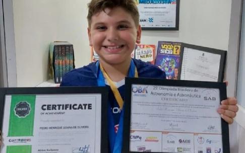 Brasileiro superdotado de 9 anos vai disputar Olimpíada de Matemática nos EUA